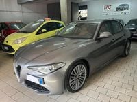 Usata Alfa Romeo Giulia Business 180 CV (132 kW) 2017 Grigio Berlina