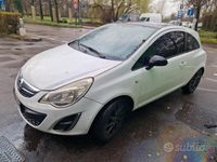 Usata Opel Corsa 80 CV (58 kW) 2011 Utilitaria