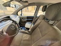 Usata Renault Modus 65 CV (47 kW) 2005 Grigio Monovolume