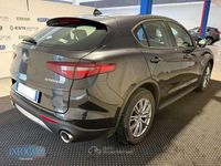 Usata Alfa Romeo Stelvio Business 190 CV (139 kW) 2021 Nero metallizzato SUV