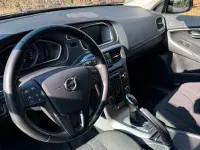 Usata Volvo V40 120 CV (88 kW) 2018 Nero Berlina