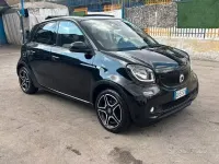 Usata Smart ForFour 71 CV (52 kW) 2017 Nero Utilitaria