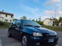 Usata Renault Clio 137 CV (100 kW) 1994 Utilitaria