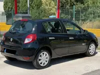 Usata Renault Clio 75 CV (55 kW) 2012 Nero Utilitaria