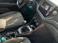 Usata VW T-Roc 116 CV (85 kW) 2019 Grigio SUV