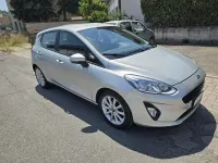 Usata Ford Fiesta 86 CV (63 kW) 2018 Grigio Utilitaria