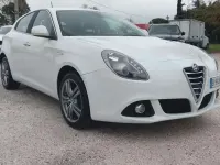 Usata Alfa Romeo Giulietta Progression 105 CV (77 kW) 2014 Bianco Utilitaria