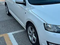 Usata Skoda Rapid Ambition 90 CV (66 kW) 2015 Bianco Utilitaria