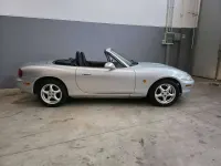 Usata Mazda MX5 110 CV (80 kW) 2001 Grigio Cabrio