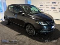 Usata Lancia Ypsilon Gold 70 CV (51 kW) 2023 Nero pastello Utilitaria