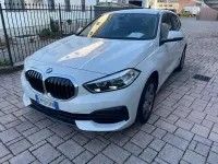 Usata BMW 118 Advantage 140 CV (102 kW) 2023 Bianco Utilitaria