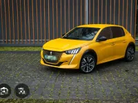 Usata Peugeot 208 GT 56 kW (77 CV) 2022 Utilitaria
