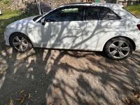Usado Audi A3 Ambition 110 CV (80 kW) 2013 Blanco Coupe