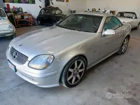 Usata Mercedes SLK200 163 CV (119 kW) 2002 Grigio Cabrio