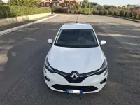 Usata Renault Clio Zen 91 CV (66 kW) 2021 Bianco Utilitaria