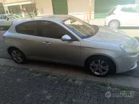 Usata Alfa Romeo Giulietta Progression 105 CV (77 kW) 2012 Grigio Utilitaria