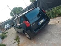 Usata Peugeot 5008 110 CV (80 kW) 2012 Nero Monovolume