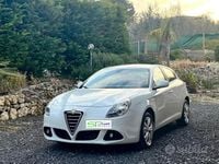 Usata Alfa Romeo Giulietta 105 CV (77 kW) 2013 Bianco Utilitaria