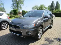Usata Mitsubishi Outlander Instyle 156 CV (114 kW) 2011 Grigio SUV