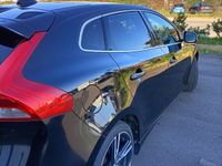 Usata Volvo V40 190 CV (139 kW) 2017 Nero Station wagon
