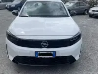 Usata Opel Corsa 75 CV (55 kW) 2024 Bianco Utilitaria