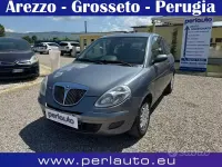 Usata Lancia Ypsilon 60 CV (44 kW) 2004 Grigio Utilitaria