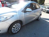 Usata Mazda 2 Style 75 CV (55 kW) 2007 Argento Utilitaria