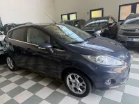 Usata Ford Fiesta Business Edition 69 CV (50 kW) 2012 Grigio Berlina