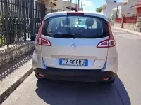 Usata Renault Scénic III 110 CV (80 kW) 2012 Monovolume