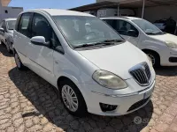 Usata Lancia Musa 69 CV (50 kW) 2010 Bianco Monovolume