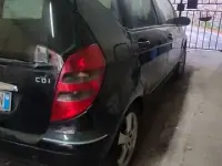 Usata Mercedes A180 Elegance 109 CV (80 kW) 2005 Nero Monovolume