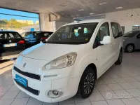 Usata Peugeot Partner Tepee 92 CV (67 kW) 2012 Bianco Monovolume