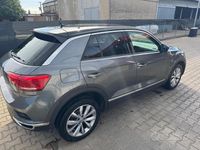 Usata VW T-Roc Advance 116 CV (85 kW) 2019 Grigio SUV