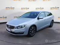 Usata Volvo V60 Dynamic 150 CV (110 kW) 2017 Grigio Station wagon