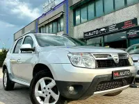 Usata Dacia Duster Lauréate 90 CV (66 kW) 2011 Grigio SUV