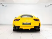 Usata Ferrari 812 795 CV (584 kW) 2017 Giallo Coupé
