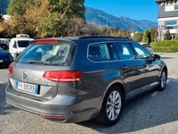 Usata VW Passat Comfortline 120 CV (88 kW) 2017 Grigio Station wagon