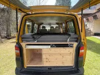 Usata VW Caravelle 86 CV (63 kW) 2003 Giallo Furgone