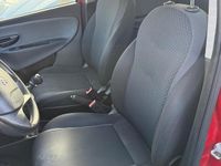 Usata Lancia Ypsilon Platinum 69 CV (50 kW) 2016 Rosso Utilitaria