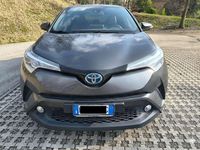 Usata Toyota C-HR Lounge 122 CV (89 kW) 2018 Marrone SUV