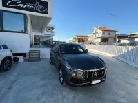 Usata Maserati Levante 275 CV (202 kW) 2019 Grigio SUV