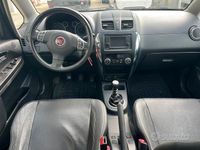 Usata Fiat Sedici 135 CV (99 kW) 2013 Grigio SUV