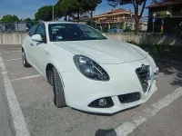Usata Alfa Romeo Giulietta Impression 105 CV (77 kW) 2014 Bianco Utilitaria