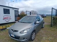 Usata Mazda 2 75 CV (55 kW) 2010 Grigio Utilitaria