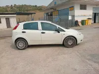 Usata Fiat Grande Punto S 75 CV (55 kW) 2011 Bianco Utilitaria