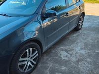 Usata VW Golf V 105 CV (77 kW) 2005 Utilitaria