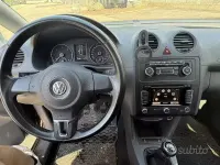 Usata VW Caddy 110 CV (80 kW) 2015 Nero Monovolume