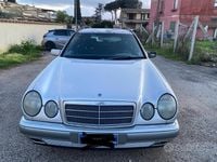 Usata Mercedes E200 Elegance 1999 Grigio Station wagon