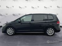 Usata VW Touran R-line 150 CV (110 kW) 2025 Nero Monovolume