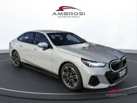 Nuova BMW i5 M Sport 289 kW (394 CV) 2026 Brooklyn grey metallic Berlina